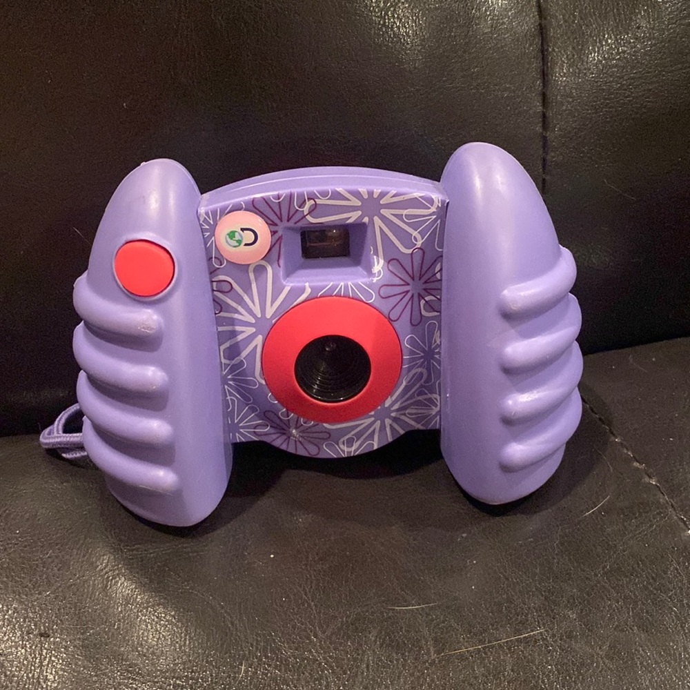 Discovery Battery-Powered Digital Pink and Purple Camera